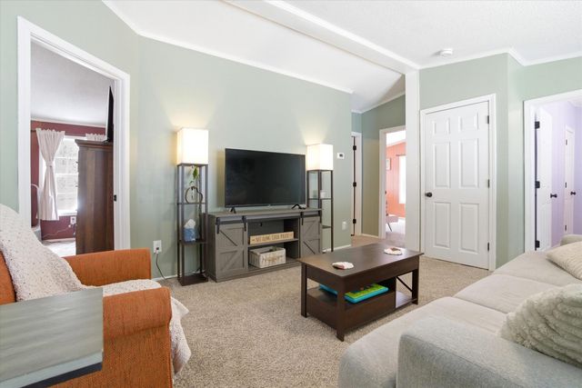 134 Chance Pond Road, Franklin, NH 03235