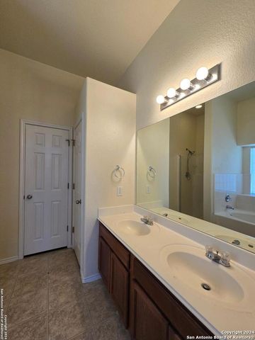 345 PLACID MDW, New Braunfels, TX 78130