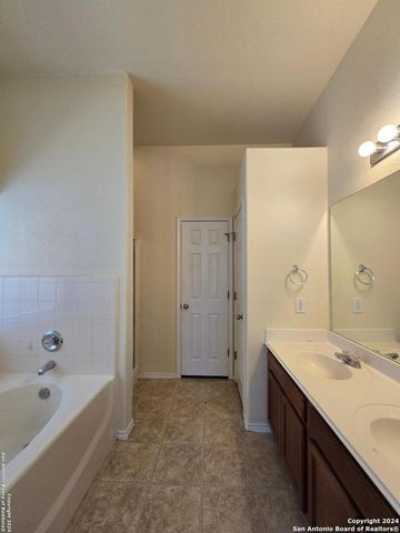 345 PLACID MDW, New Braunfels, TX 78130