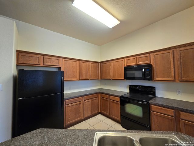 345 PLACID MDW, New Braunfels, TX 78130