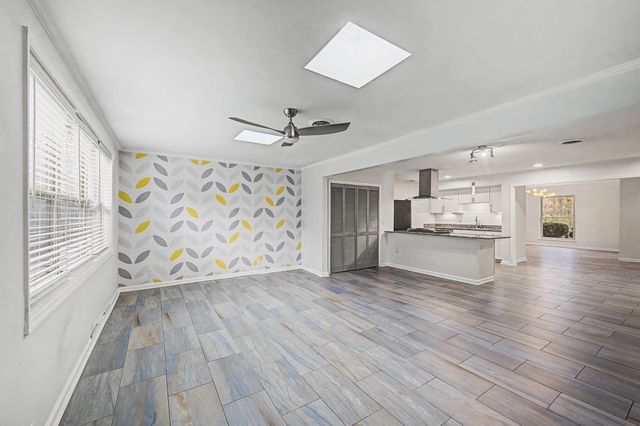 8300 Sawyer Brown Rd Apt H301, Nashville, TN 37221