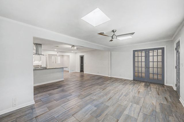 8300 Sawyer Brown Rd Apt H301, Nashville, TN 37221