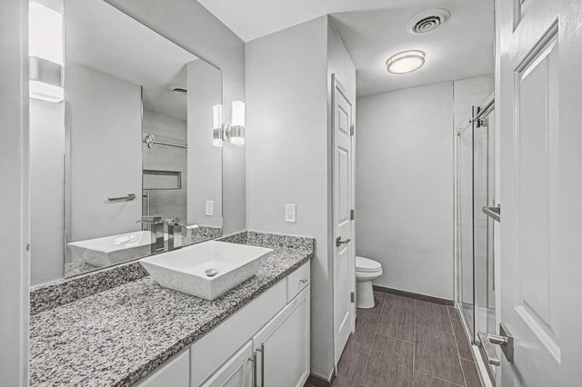 8300 Sawyer Brown Rd Apt H301, Nashville, TN 37221