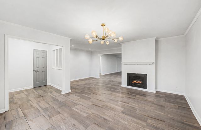 8300 Sawyer Brown Rd Apt H301, Nashville, TN 37221