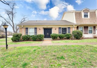 8300 Sawyer Brown Rd Apt H301, Nashville, TN 37221