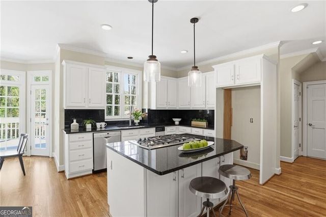 1820 Parkside Drive NW, Marietta, GA 30064