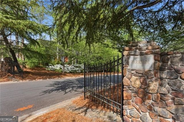 1820 Parkside Drive NW, Marietta, GA 30064