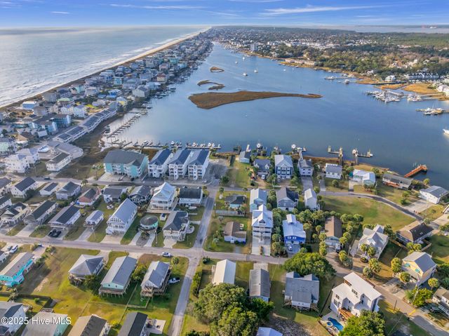 167 Delaware Avenue, Carolina Beach, NC 28428