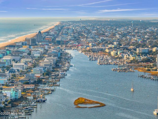 167 Delaware Avenue, Carolina Beach, NC 28428