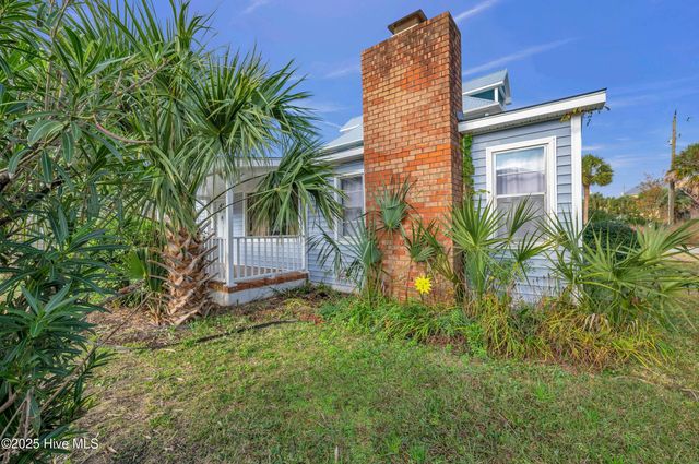 167 Delaware Avenue, Carolina Beach, NC 28428
