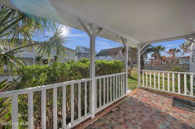 167 Delaware Avenue, Carolina Beach, NC 28428