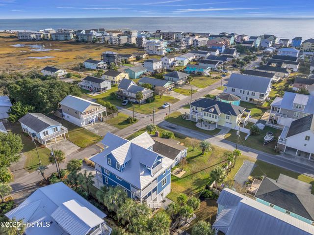 167 Delaware Avenue, Carolina Beach, NC 28428