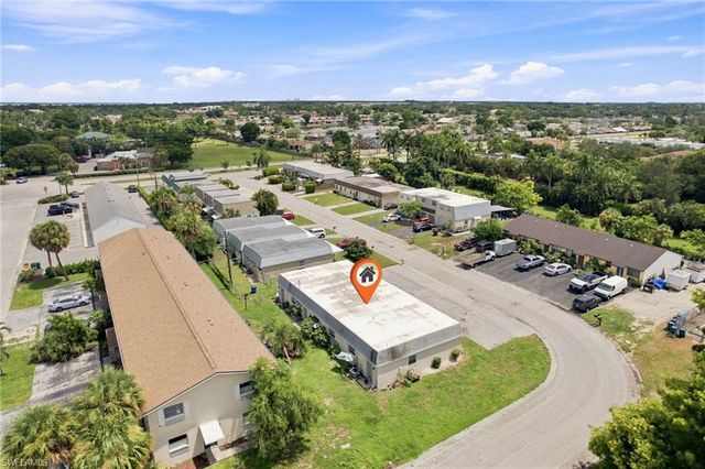 6636-6640 Warwick CIR, Fort Myers, FL 33919