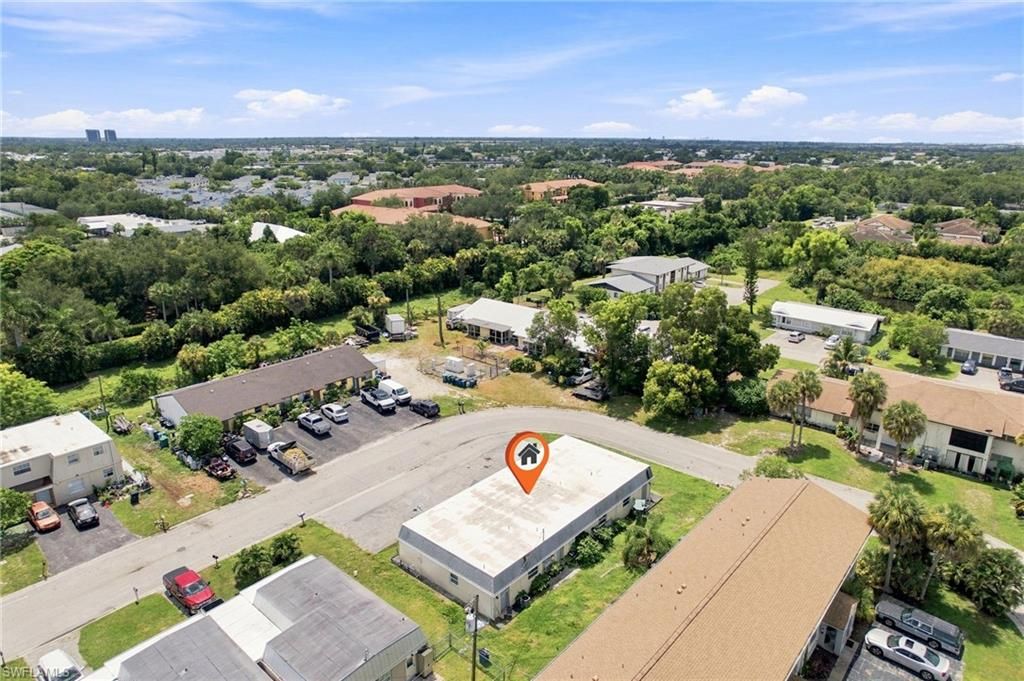 6636-6640 Warwick CIR, FORT MYERS, FL 33919 — photo 3