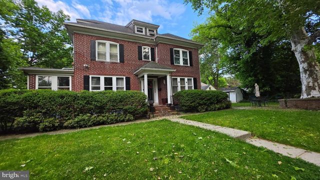 207 READING AVE, Trenton, NJ 08618
