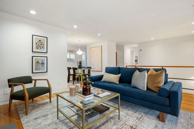 542 Concord Avenue, Lexington, MA 02421