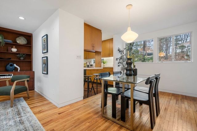 542 Concord Avenue, Lexington, MA 02421