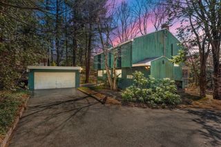 542 Concord Avenue, Lexington, MA 02421