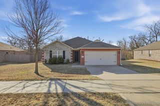 2605 W Glendale Street, Broken Arrow, OK 74011