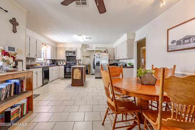 198 Estella Lane, Church Point, LA 70525