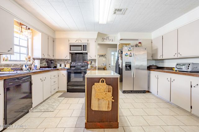 198 Estella Lane, Church Point, LA 70525