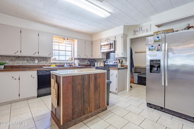 198 Estella Lane, Church Point, LA 70525