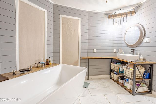 198 Estella Lane, Church Point, LA 70525