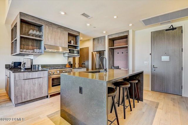 2417 W High Mountain Road 2515, Park City, UT 84098