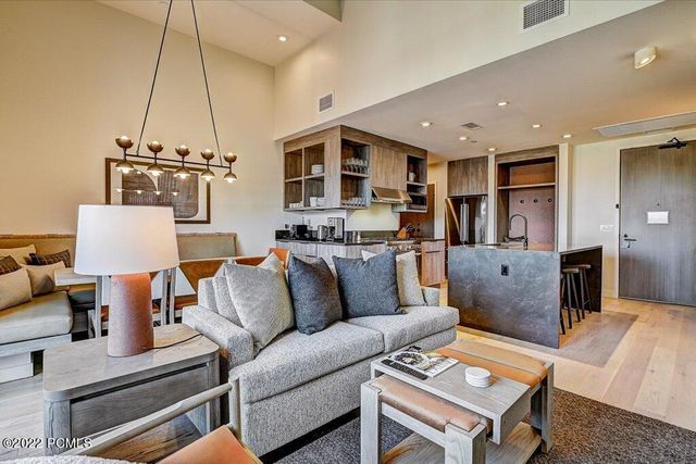 2417 W High Mountain Road 2515, Park City, UT 84098