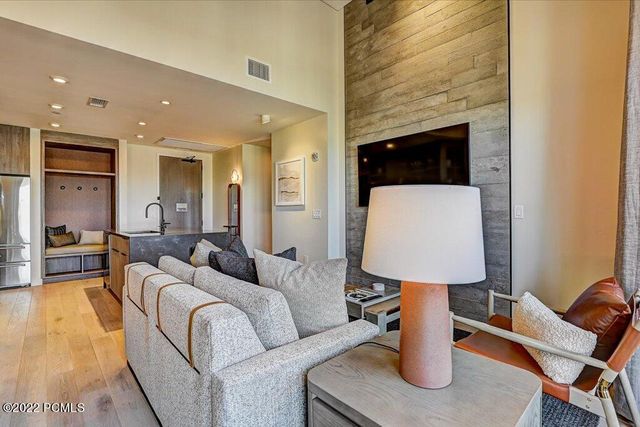 2417 W High Mountain Road 2515, Park City, UT 84098