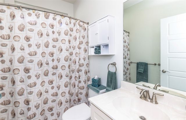 460 Kamaaha Avenue 6, Kapolei, HI 96707