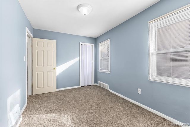 18485 Moenart Street, Detroit, MI 48234