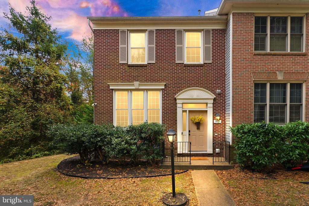 Image 2 of property listing at 3601 RANSOM PL, Alexandria, VA 22306