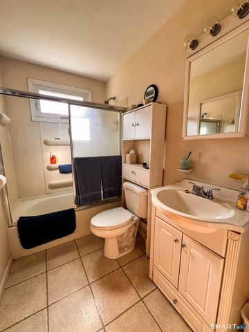 17 Fulton Street, New Britain, CT 06051
