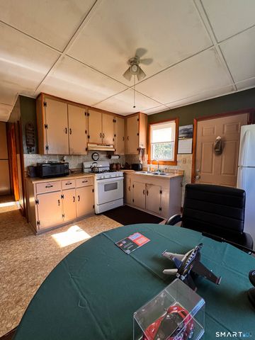 17 Fulton Street, New Britain, CT 06051