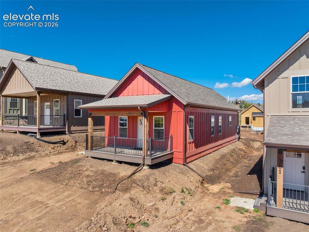 203 W Womack Avenue, Cripple Creek, CO 80813 — photo 2