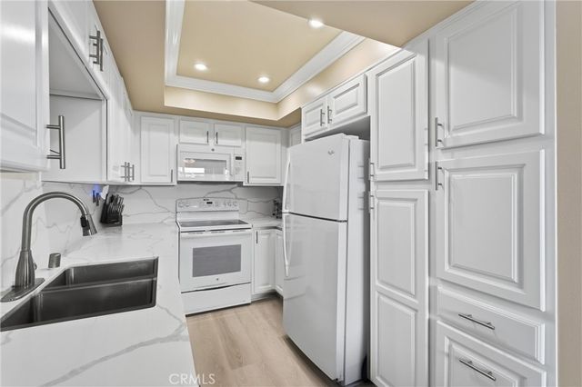 803 E Victoria 117, Carson, CA 90746