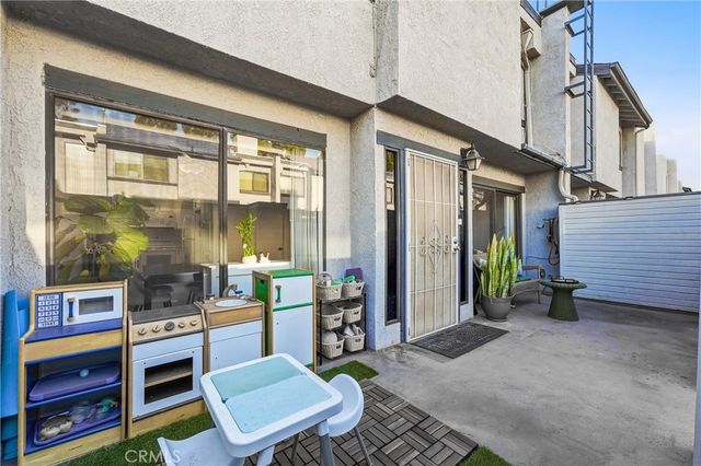 803 E Victoria 117, Carson, CA 90746