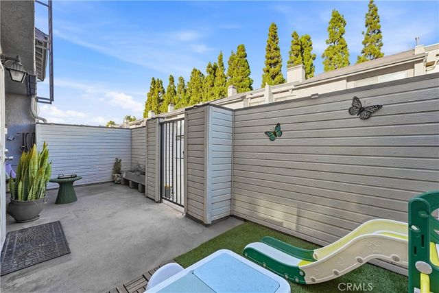 803 E Victoria 117, Carson, CA 90746