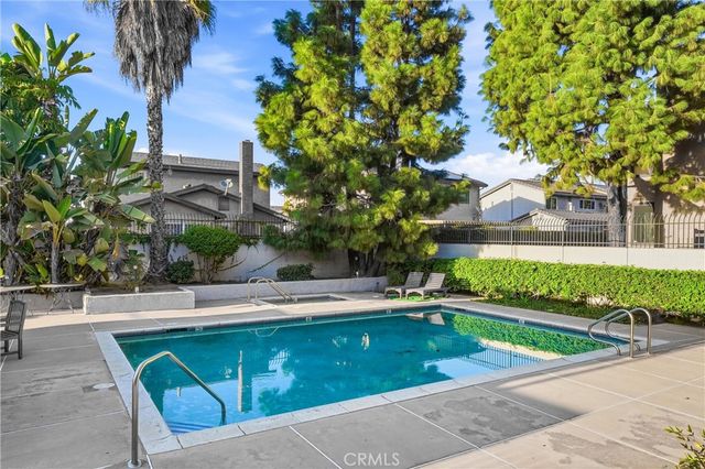 803 E Victoria 117, Carson, CA 90746