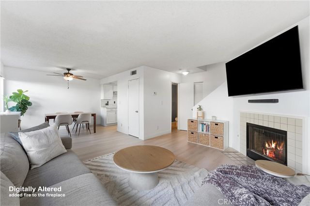 803 E Victoria 117, Carson, CA 90746