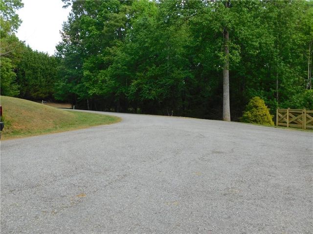 192 Wild Deer Trace, Dawsonville, GA 30534