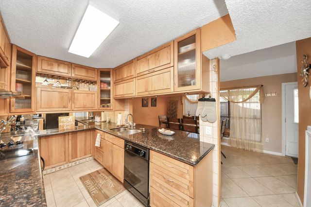 13984 Hollowgreen Drive 23, Houston, TX 77082