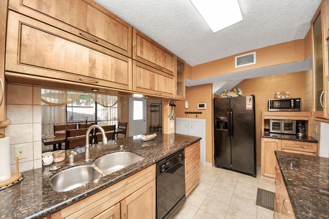 13984 Hollowgreen Drive 23, Houston, TX 77082