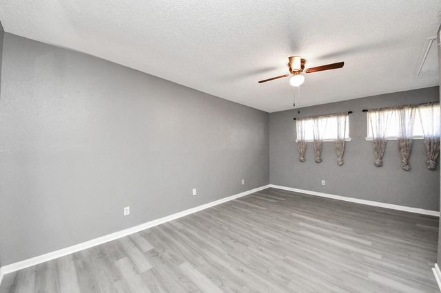 13984 Hollowgreen Drive 23, Houston, TX 77082