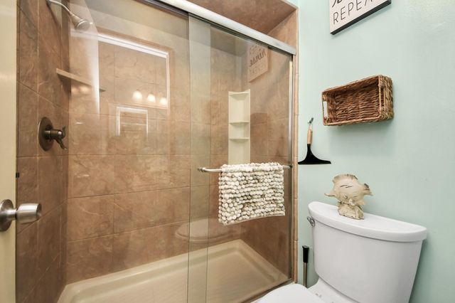 13984 Hollowgreen Drive 23, Houston, TX 77082