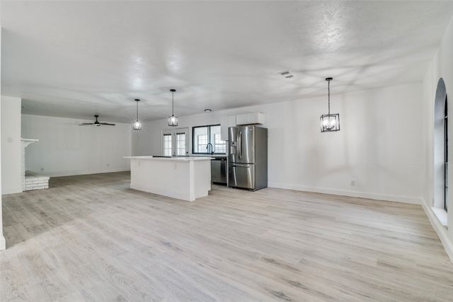 6401 Gate ridge Circle, Garland, TX 75043