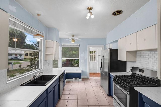 623 S CENTER STREET, Eustis, FL 32726