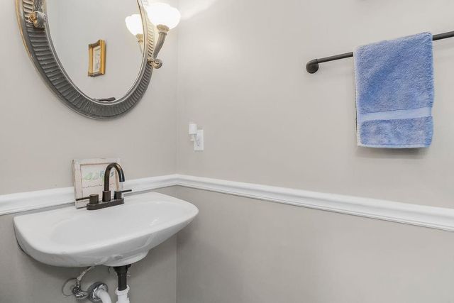 5117 S Necessary Court, Blue Springs, MO 64015