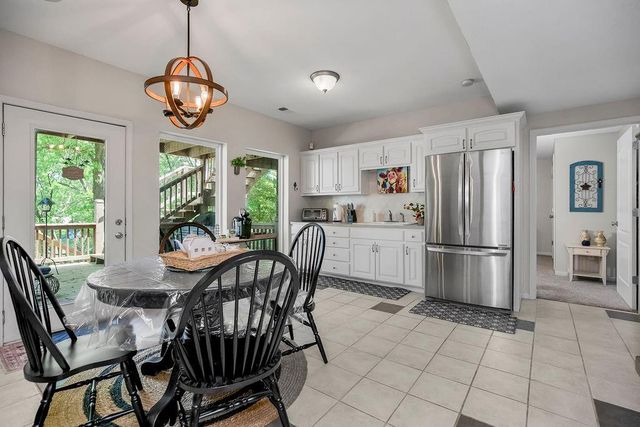 5117 S Necessary Court, Blue Springs, MO 64015
